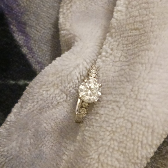 Vintage Cz Diamond Engagement ring-size 6 - Picture 8 of 8